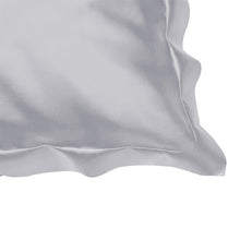 Ladda upp bild till gallerivisning, Sidenörngott 22 Momme med Vinge Silvergrå