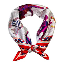 Ladda upp bild till gallerivisning, Sidensjal med Hästmönster